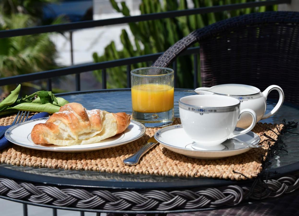 Sole Mare Hotel Ventimiglia Exterior photo