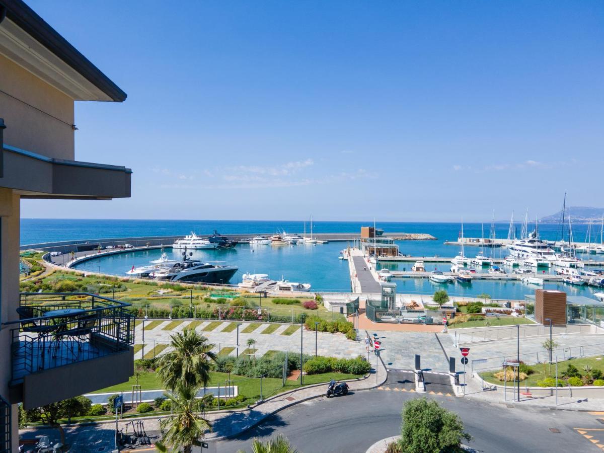 Sole Mare Hotel Ventimiglia Exterior photo